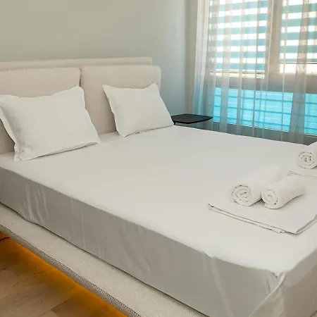 Spacious 2br - Park - Parking By Flat Manаger Apartament Warna
