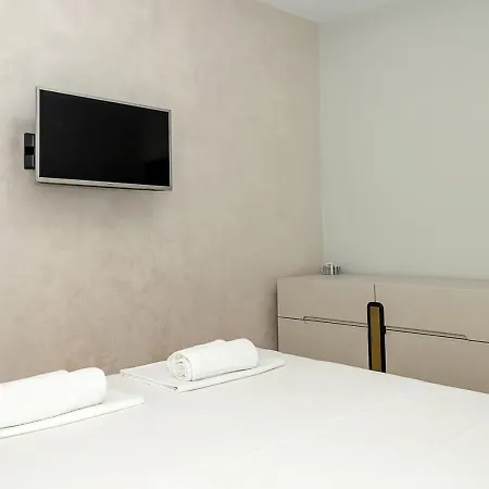 Apartament Spacious 2br - Park - Parking By Flat Manаger *